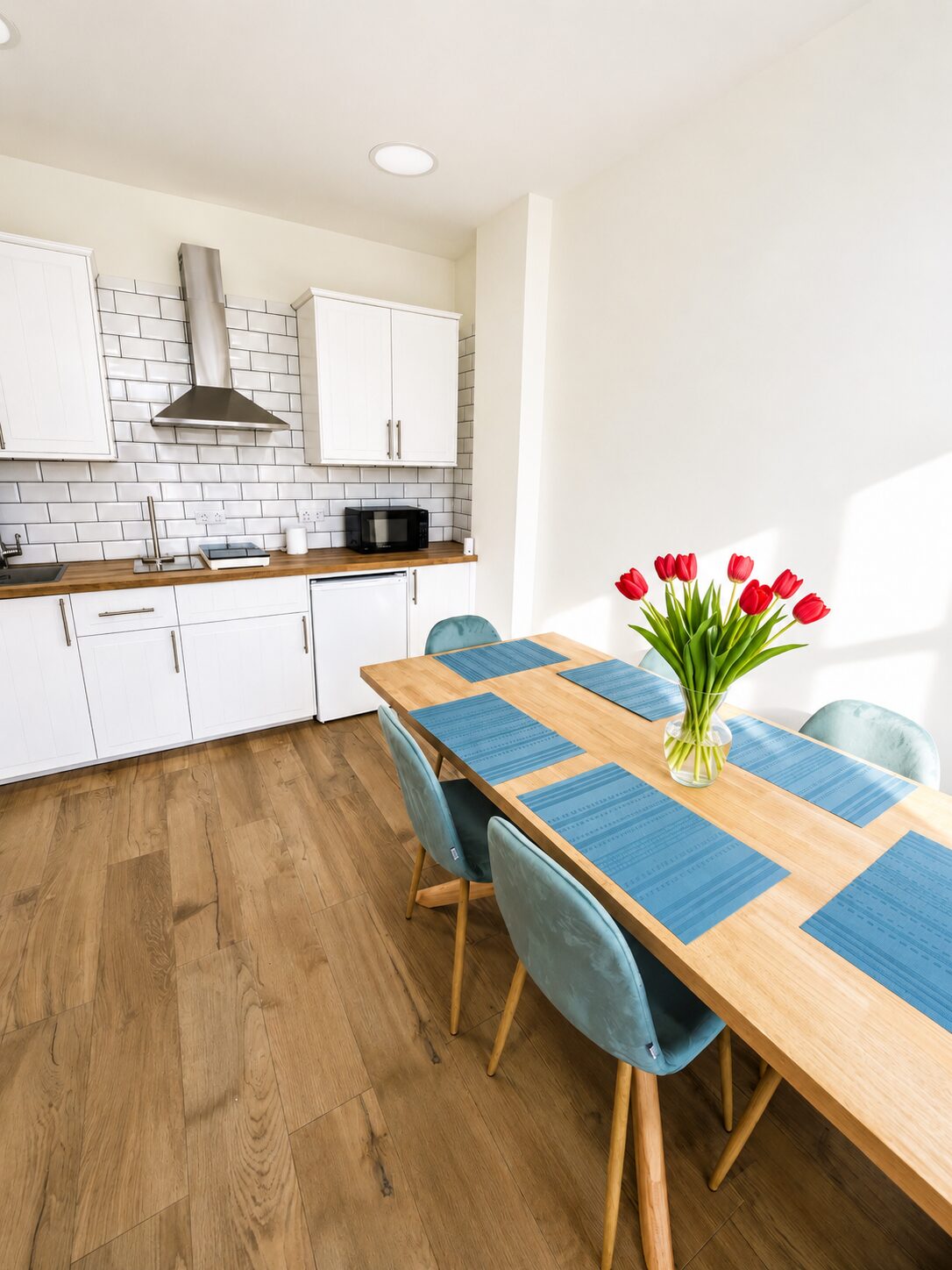 Coastal Retreat Dinning