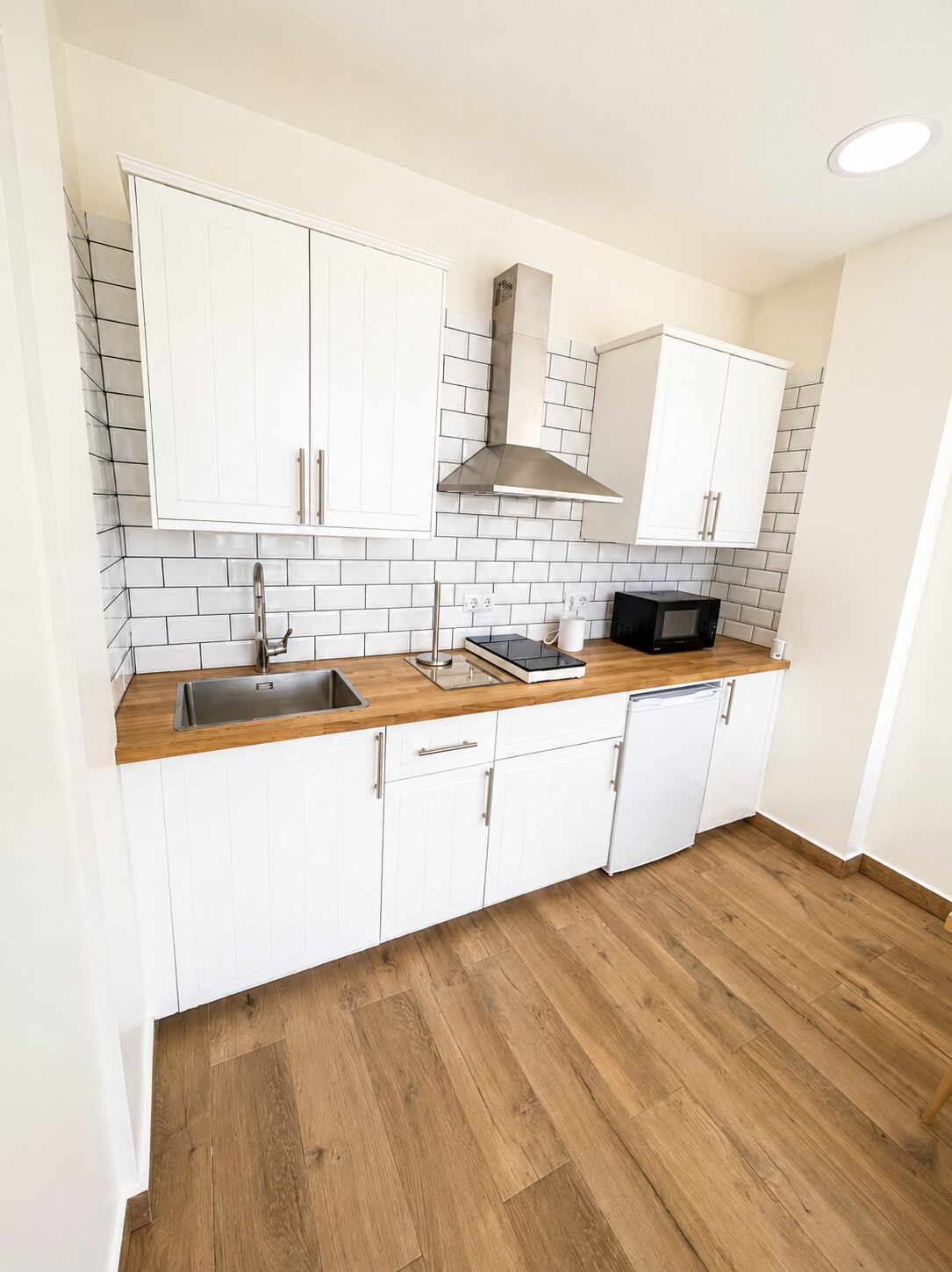 Coastal Retreat Kitchen